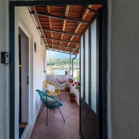 Coce Apartman Trogir