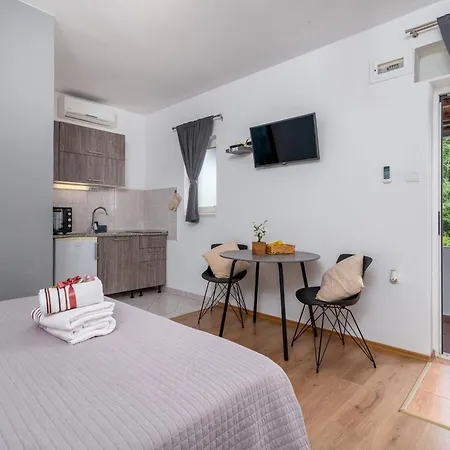 Coce Apartman