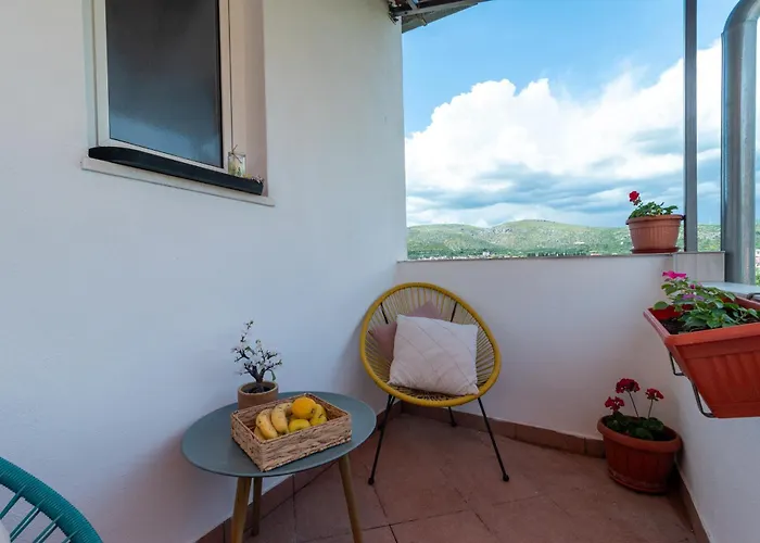 Coce Apartman Trogir